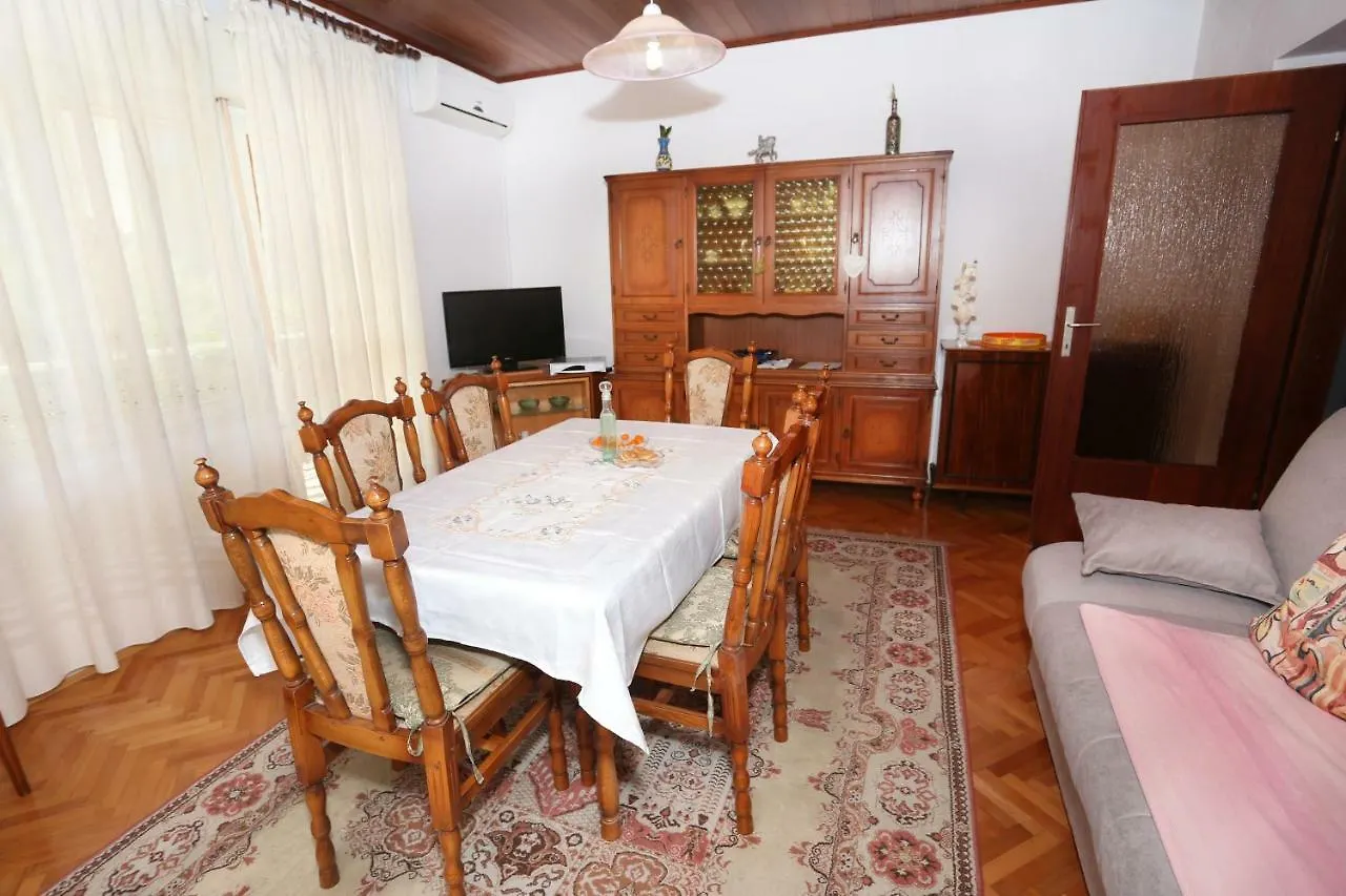 Apartments Slavica Trogir